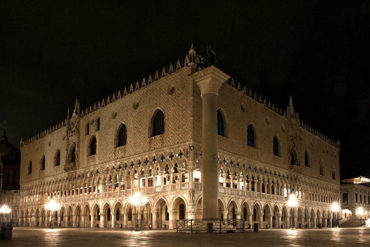 Otto House Apartment Venesia Bagian luar foto